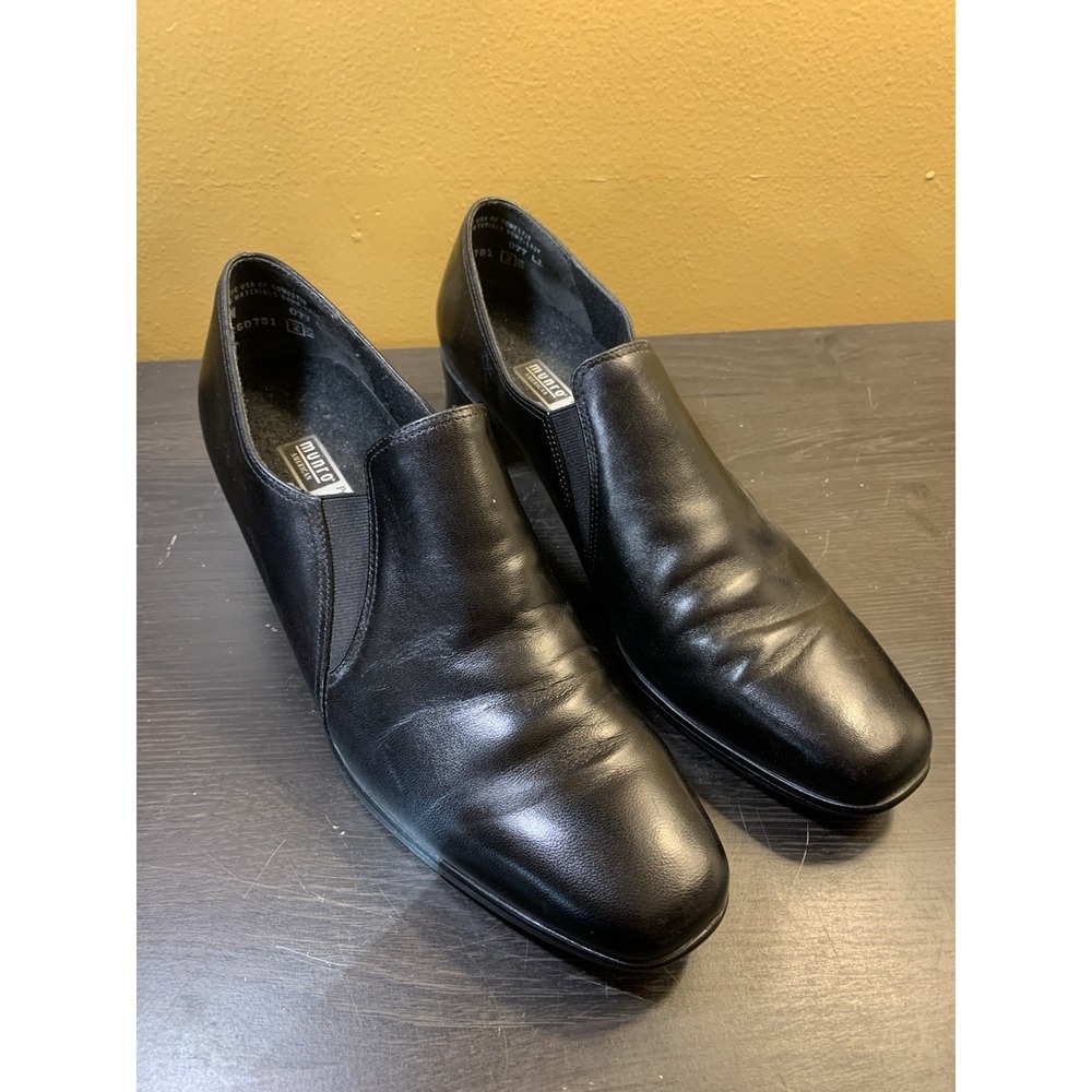 Munro American Dante Women's Slip On Black Shoes Classic Heel Size 9N